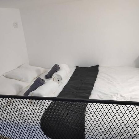 Centrally-Located Quiet Cozy Loft Apartment Beersheba Exteriör bild