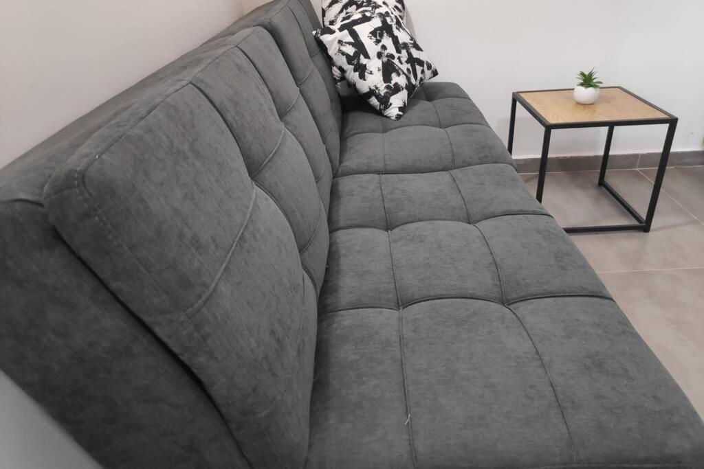 Centrally-Located Quiet Cozy Loft Apartment Beersheba Exteriör bild